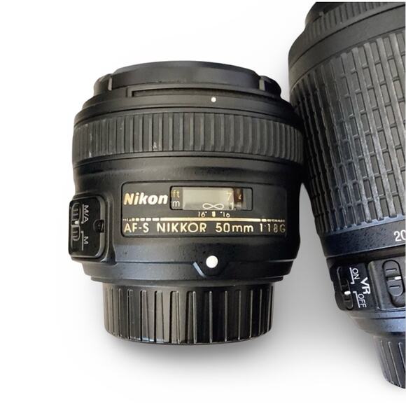 Nikon D3200 DSLR Camera + Extras - Picture 5 of 16